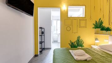 1 bedroom, desk, iron/ironing board, free WiFi