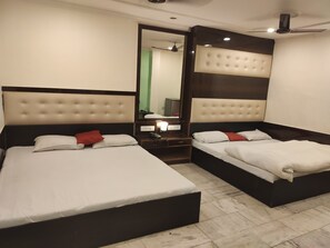 Habitació doble superior | Escriptori i wifi gratuïta 