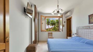 5 camere, ferro/asse da stiro, accesso a Internet, lenzuola