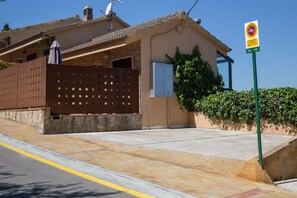 Property grounds - Casita de Begur overlooking the Medes Islands (Begur)