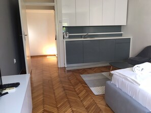 1 bedroom - Republic Square  Studio 1 (Stari Grad)
