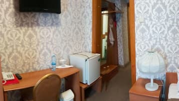 Basic Single Room | 1 bedroom, hypo-allergenic bedding, minibar, in-room safe