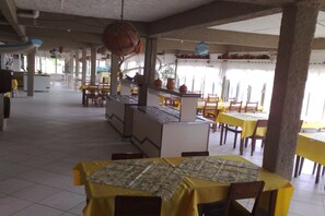 Restaurant - OYO Hotel Rainha (Itapoa)