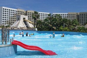 Utomhuspool