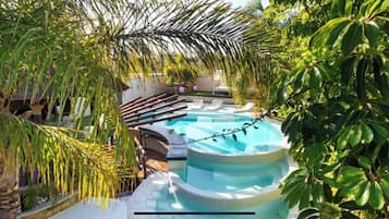 Piscina all'aperto