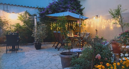 Mimoza Old Town Apartments Studio mit Balkon in der Nähe der Arena für 2 Personen