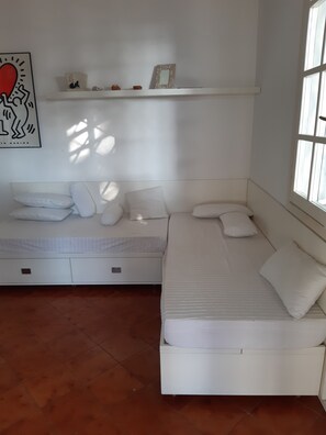 2 habitaciones, tabla de planchar con plancha y wifi gratis