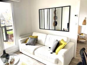 Een flatscreentelevisie