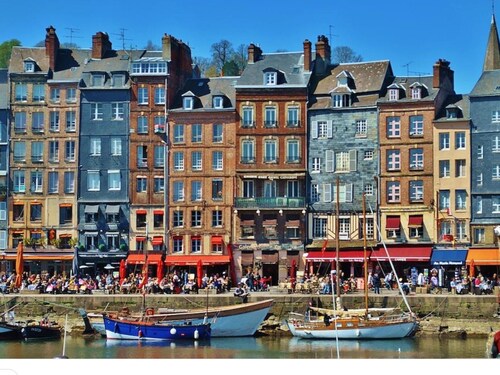 Bel appartement avec balcon et accès direct à la mer à 100 mètres