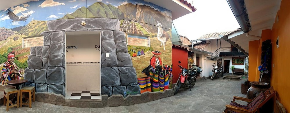 Chelito's Backpacker image