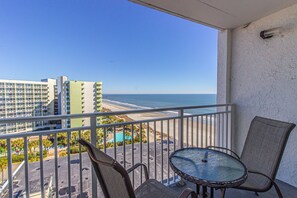 Studio, 1 keskisuuri parisänky ja vuodesohva, valtamerinäköala | Näkymä rannalle/valtamerelle