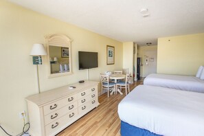 Estudio, 2 camas matrimoniales, vista al océano | Wifi gratis y ropa de cama