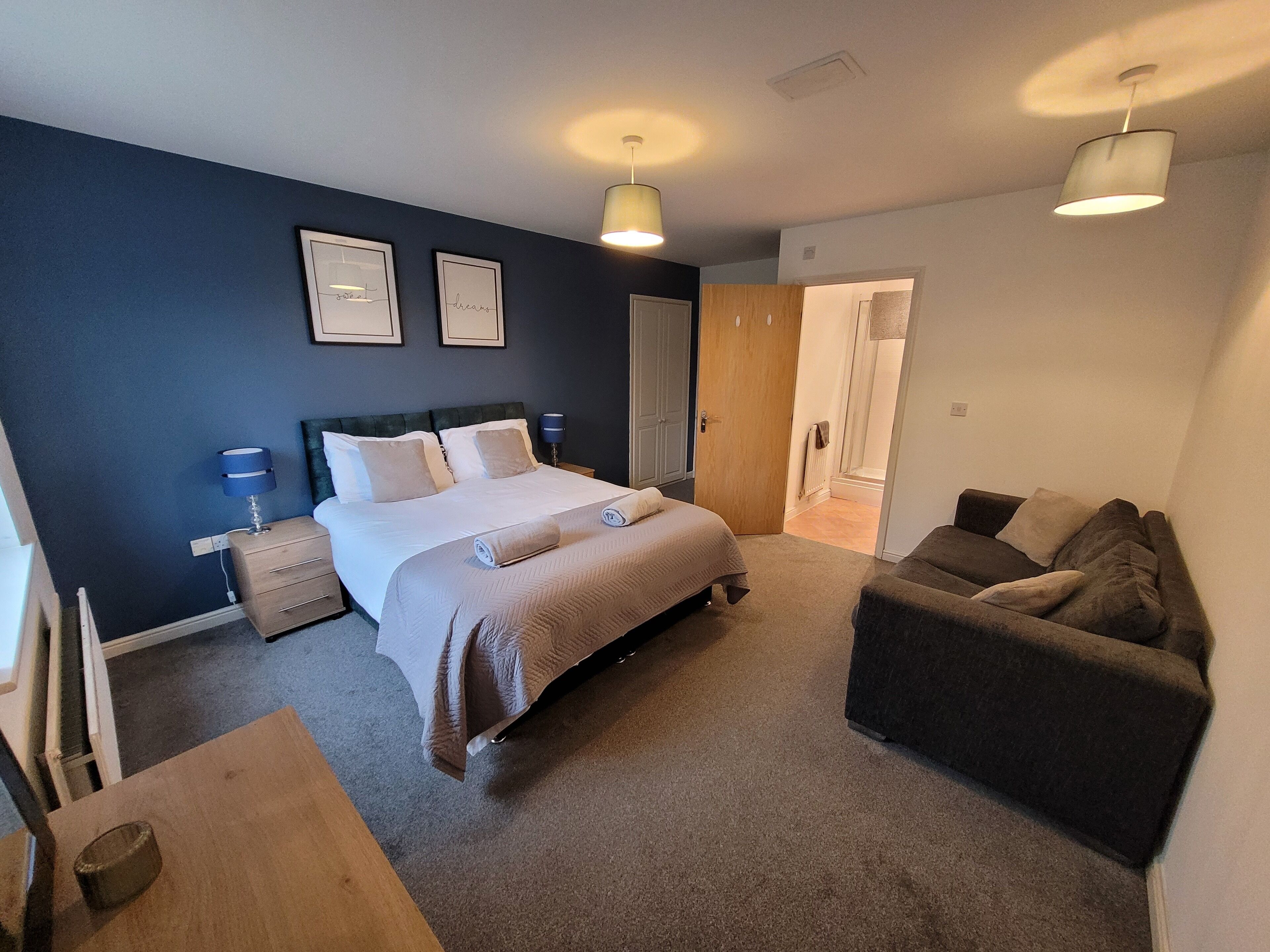 2 Schlafzimmer, Bügeleisen/Bügelbrett, Reisekinderbett, kostenloses WLAN