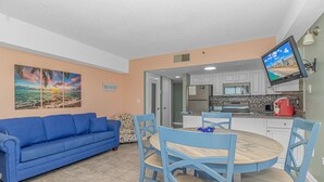 Basic Studio - The Palace 1404 (Myrtle Beach)