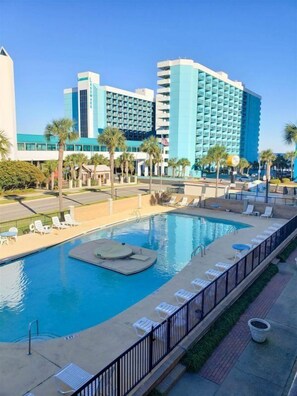House | Pool | Outdoor pool
