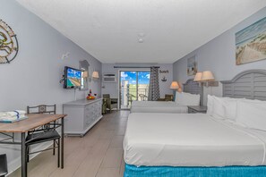 واي فاي مجانًا وملاءات أسرّة