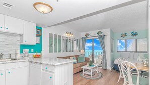 Studio, 1 Queen Bed with Sofa bed, Ocean View | Private kitchen | Coffee/tea maker - The Palace 805 (Myrtle Beach)