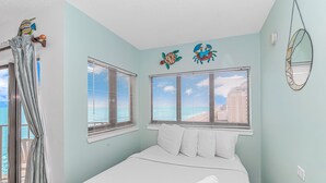 Studio, 1 Queen Bed with Sofa bed, Ocean View | Iron/ironing board, WiFi (free), bed sheets - The Palace 805 (Myrtle Beach)