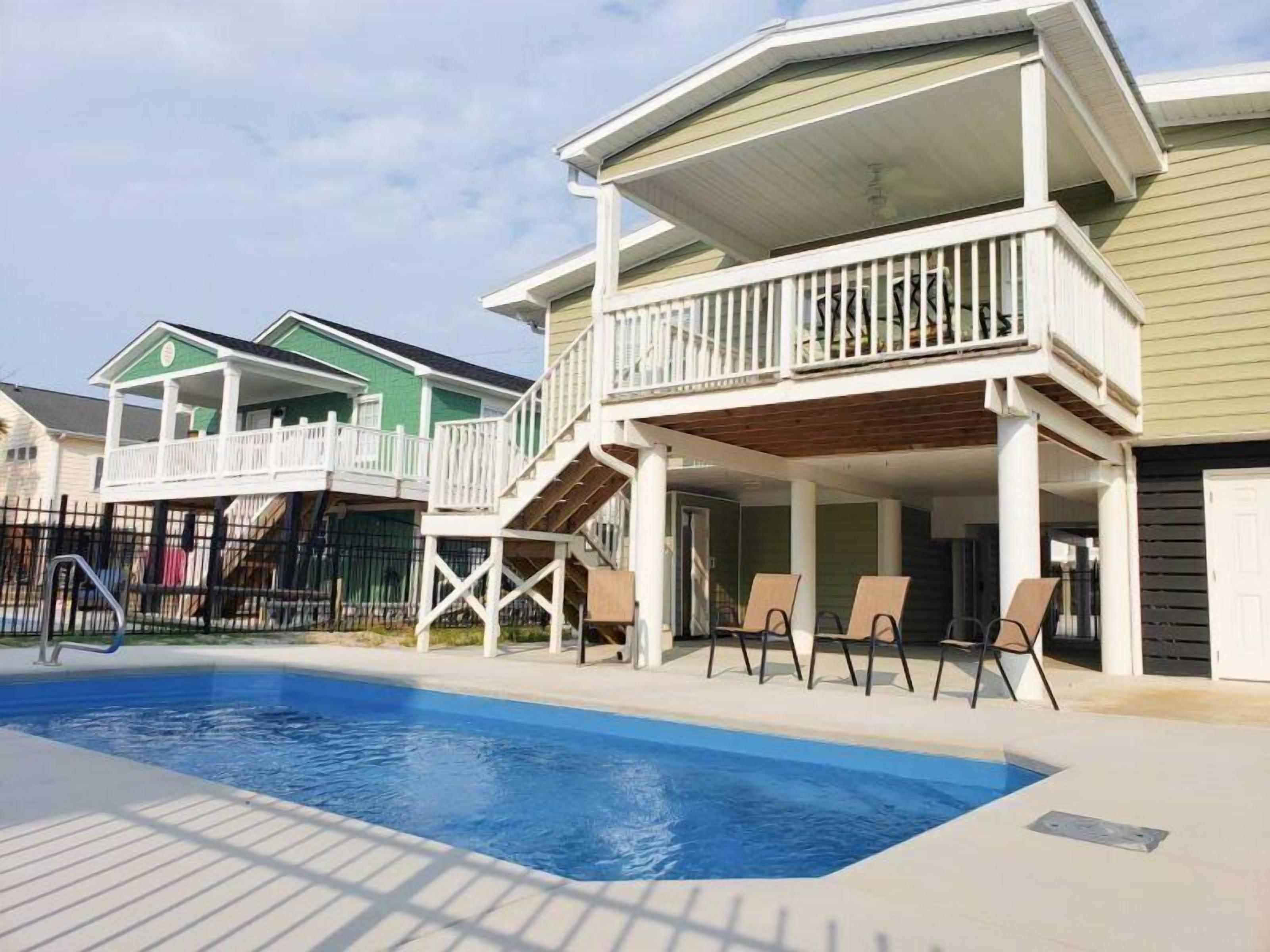 House | Pool | Outdoor pool