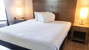 Basic Condo | 1 bedroom, WiFi (free) - Landmark 650 (Myrtle Beach)