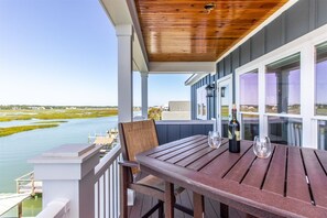 House | Balcony
