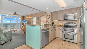 Fridge, microwave, dishwasher, coffee/tea maker
