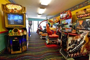 Games room - Landmark 618 (Myrtle Beach)