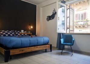 2 chambres, fer et planche à repasser, Wi-Fi, draps fournis