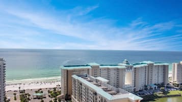 Condo, 2 Bedrooms | Beach | Beach nearby, white sand