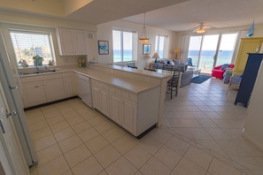 Condo, 3 Bedrooms | Private kitchen | Fridge, microwave, oven, stovetop - Majestic Sun by Seascape Resort (Miramar Beach)