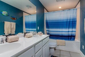 Condo, 3 Bedrooms | Bathroom | Towels - Gull Reef (Tybee Island)