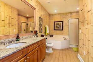 Appart'hôtel, 3 chambres | Salle de bain