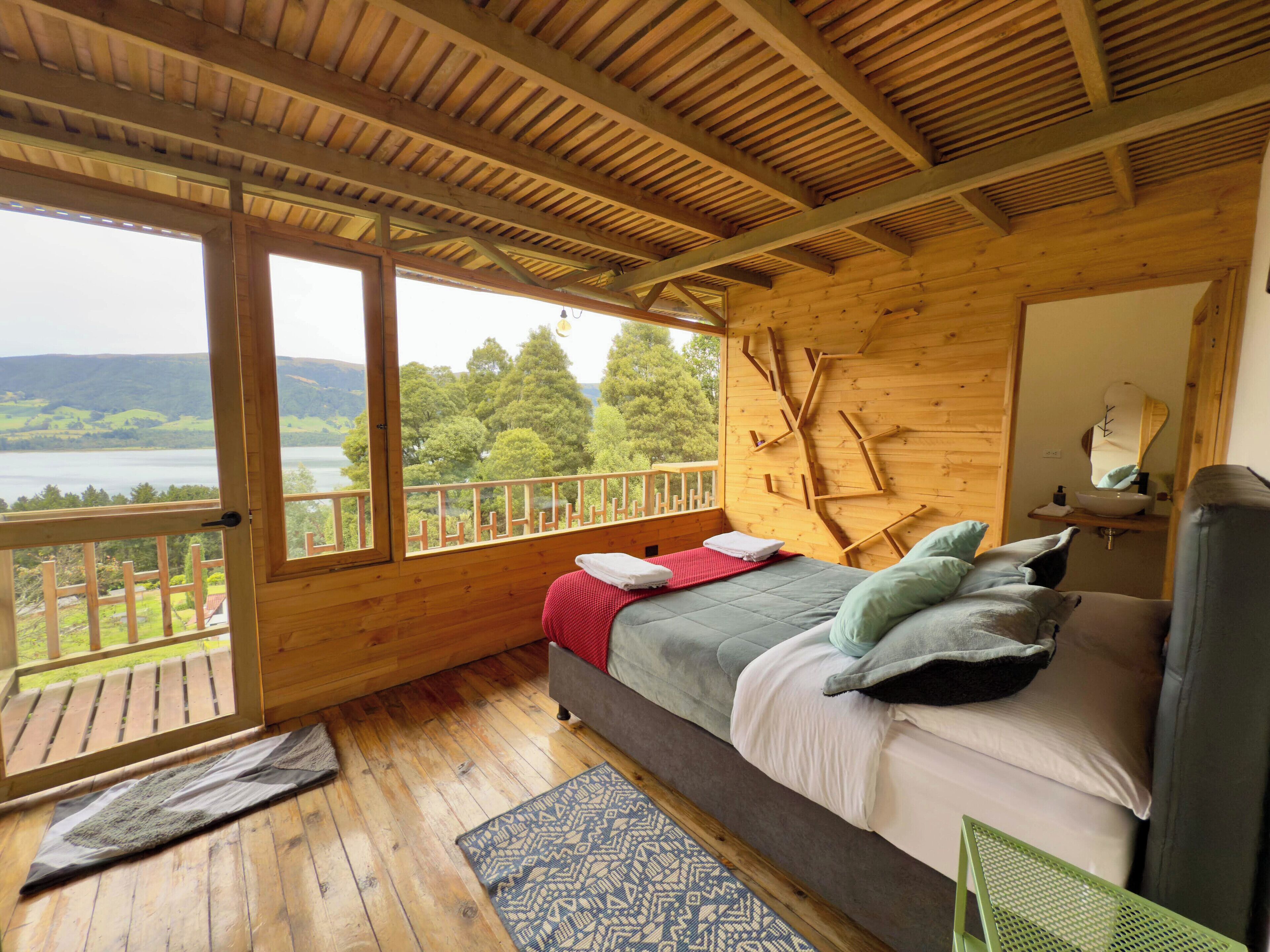 Habitación doble Deluxe, vista a la laguna | Ropa de cama 