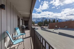 Relax on the balcony with a view of the surrounding mountains.