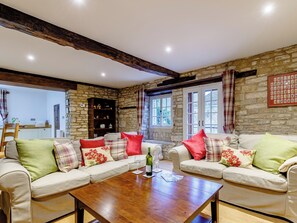 Interior - 2 bedroom accommodation in Lower Kilcot, near Wotton-under-Edge (Lower Kilcot, near Wotton-under-Edge)