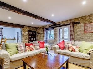 Unclassified image, 2 of 24, button - Kilcot Coach House is a detached cottage within the frounds of Kilcot House. (Lower Kilcot, near Wotton-under-Edge)