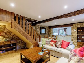TV - 2 bedroom accommodation in Lower Kilcot, near Wotton-under-Edge (Lower Kilcot, near Wotton-under-Edge)