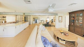 House, 3 Bedrooms | Private kitchen - Vina Del Mar 223 by Techtravel (St. Pete Beach)