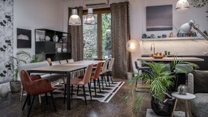 Loft (Sous La Verrier Du Baron) | Meeting facility