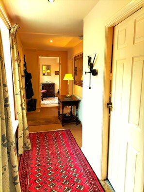 Interior - Steeple Ashton Village Spacious Comfort in Cottage for 2 in Country House Style (Trowbridge)