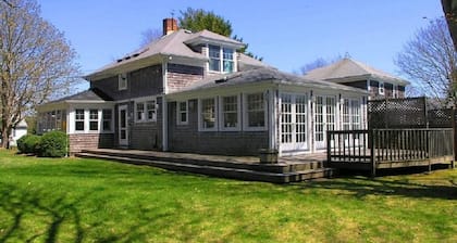 80 Highland Avenue - Three Bedroom House