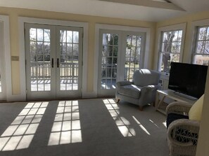 TV - 80 Highland Avenue - Three Bedroom House (Chatham)