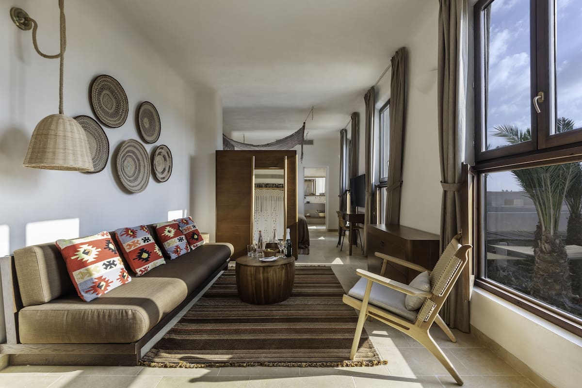 Pool-View Spa | Living room | 48-inch LCD TV with satellite channels, TV