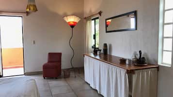1 Schlafzimmer, Schreibtisch, Bügeleisen/Bügelbrett, kostenloses WLAN