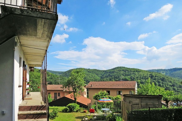 Ciel, Propriété, Maison, Architecture, Ville, Bâtiment, Station De Montagne, Zone Résidentielle, Zone Rurale, Arbre