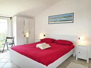 2 habitaciones, cuna de viaje, wifi gratis y ropa de cama 