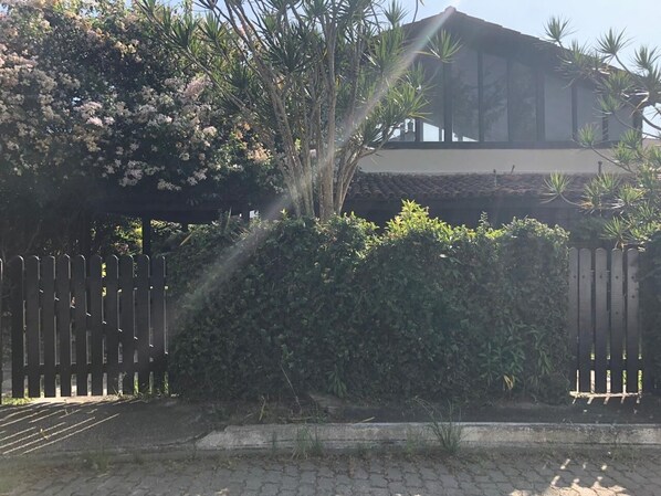 Property grounds - Great House in Ogiva (Cabo Frio)