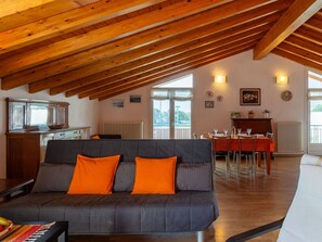 TV - Beautiful apartment for 5 guests with WIFI, TV and balcony (Gravedona)
