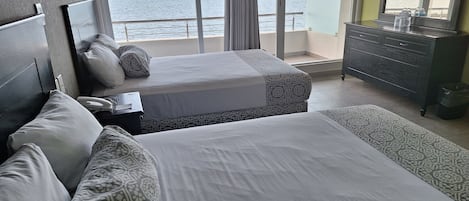 Chambre Exécutive, 2 lits doubles, balcon, vue océan