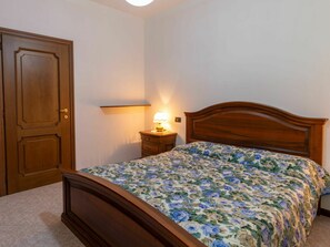 3 soverom, wi-fi (inkludert) og sengetøy